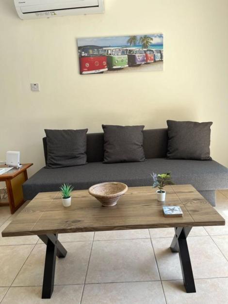 The Holiday Flat, Gateway To Desired Experiences Peyia Extérieur photo