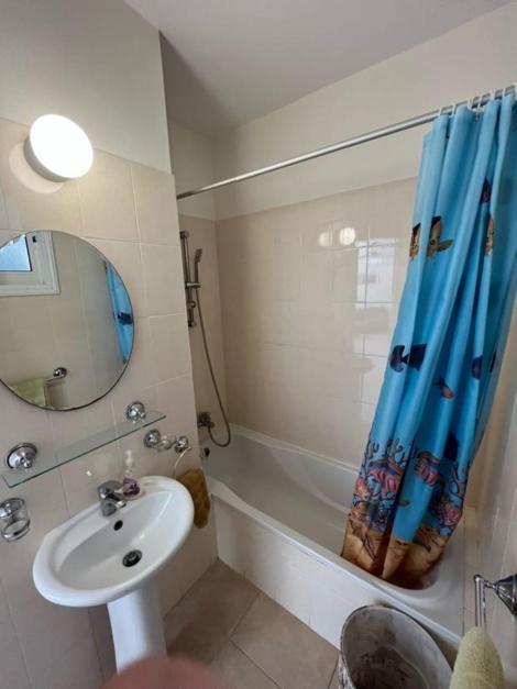 The Holiday Flat, Gateway To Desired Experiences Peyia Extérieur photo